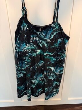 Torrid Size 6 Tropical Print Black & Teal Women's swim dress.